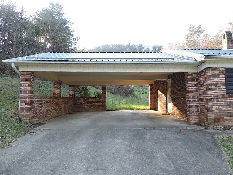 282 Hill Dr — Photo 24