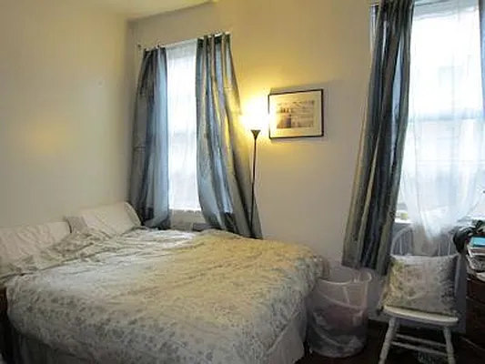 Rented by Kian Realty | media 17