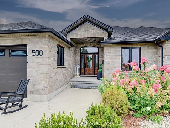 2nd image of 500 Sligo Rd W