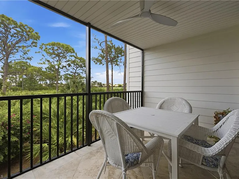 27119 Oakwood Lake Dr — Photo 14