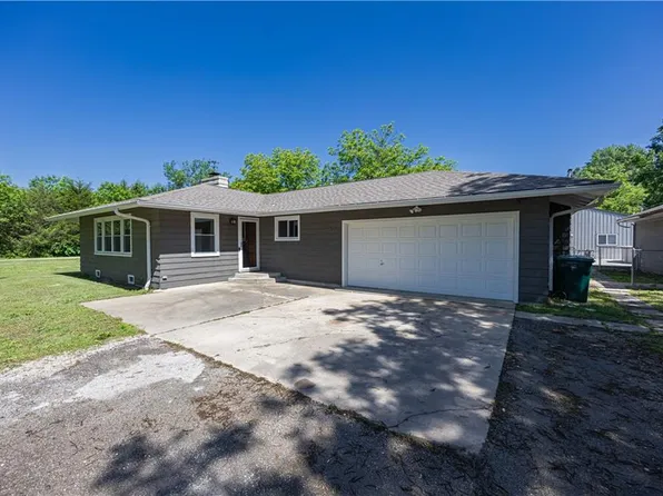 3931 Main St, Parsons, KS 67357