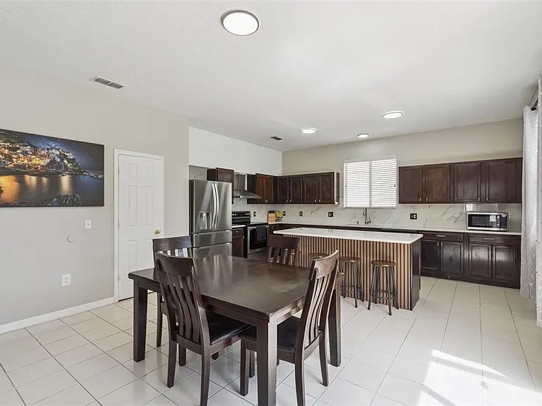 1002 Belvoir Dr — Photo 8