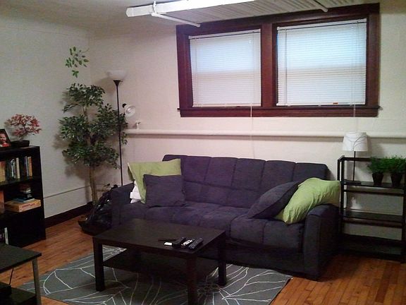 5th image of 894 Grand Ave