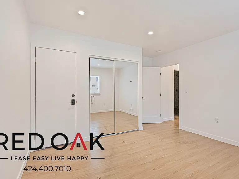 3148 James M Wood Blvd #3148 — Photo 11