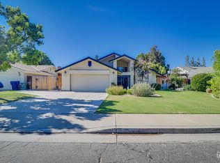 9604 Lea Oak Rd, Bakersfield, CA 93311
