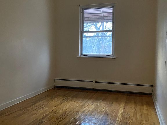 4th image of 3962 Bronx Blvd Floor 3