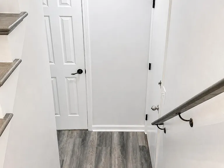 5109 Volney Ct — Photo 18