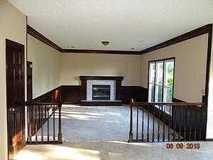 5th image of 12818 Garnett Ln