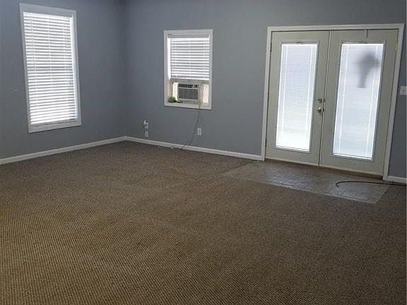 2nd image of 2338 Autumn Dr