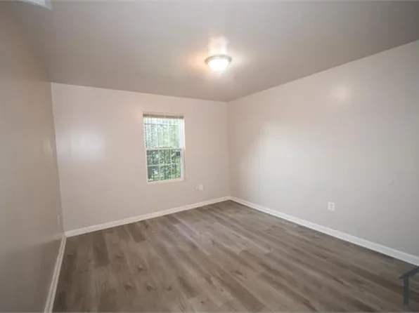 73 Forrester St SW APT 1, Washington, DC 20032