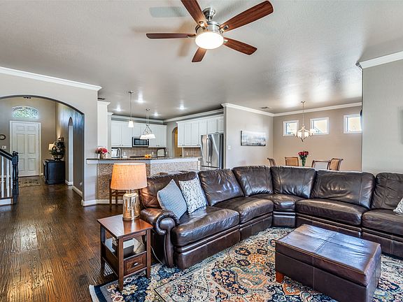 5th image of 159 Courtney Bay Ln