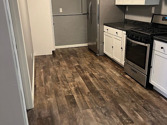 4th image of 301 W Maple St #1D