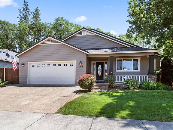 2nd image of 154 Glenwood Dr
