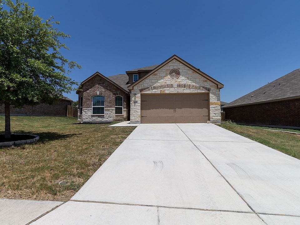 1st image of 6204 Daisy Way