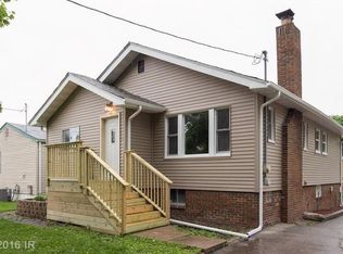 3417 E 12th St, Des Moines, IA 50316