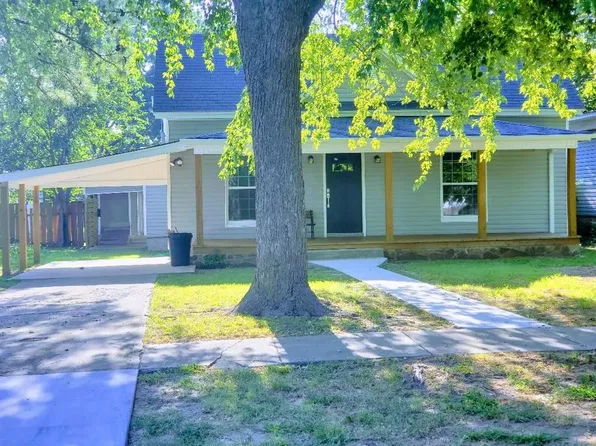 120 S 7th St, Okemah, OK 74859