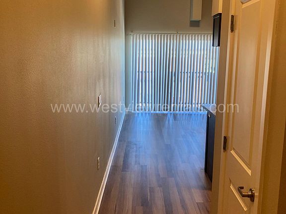 4th image of 1010 Railroad Ave #10770696