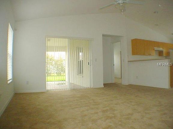3rd image of 11532 Crestlake Village Dr