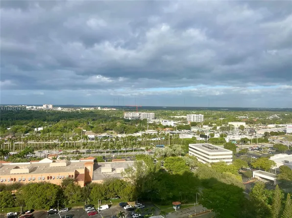 2750 NE 183rd St APT 2308, Aventura, FL 33160