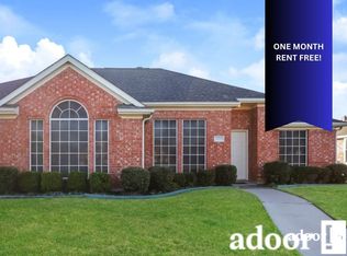 2604 Creek Crossing Rd, Mesquite, TX 75181