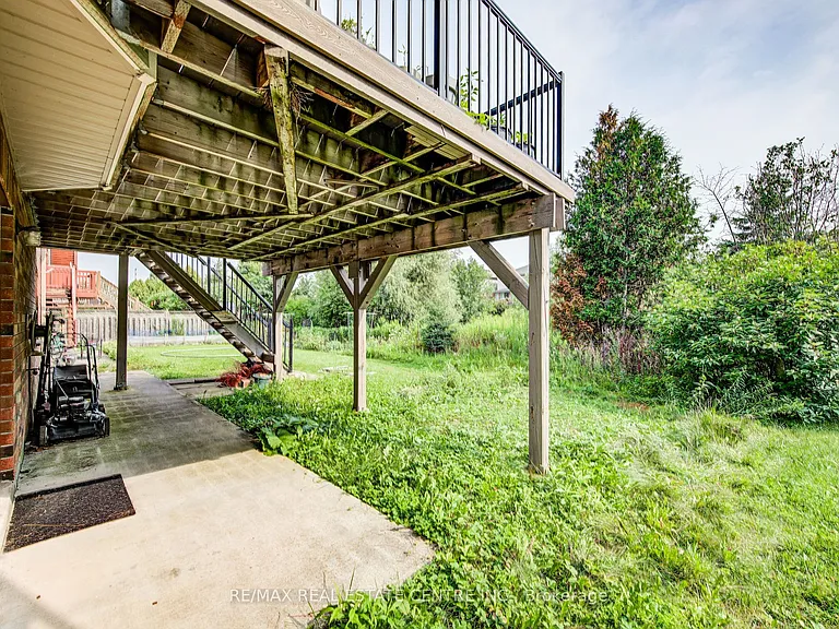 16 Paulstown Cres — Photo 45