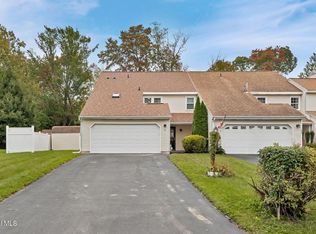 43 Grant Hill Court, Clifton Park, NY 12065