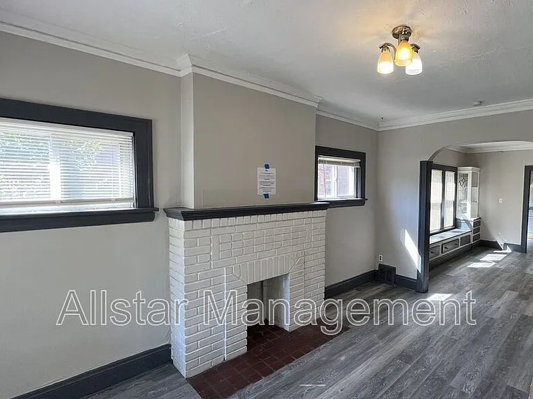 3638 E 149th St #2 — Photo 3