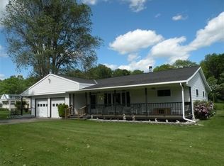 428 Oak Hill Rd, Binghamton, NY 13901