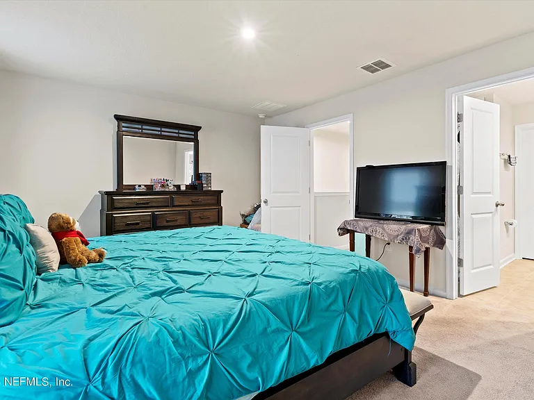 5893 Creekside Crossing Dr #A — Photo 14