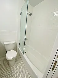 Rented by Metropolis Real Estate of Manhattan