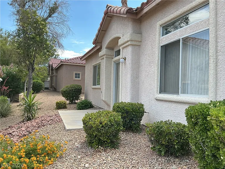 1739 Franklin Chase Ter — Photo 19
