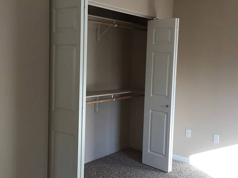 2307 W Eagles Nest Cir — Photo 9