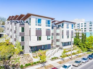 3070B SW Avalon Way, Seattle, WA 98126