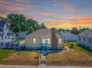 812 4th Ave E, Williston, ND 58801