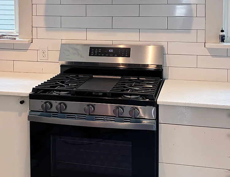 New range, June 2026, vented hood