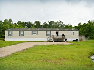22064 Liberty Rd, Pride, LA 70770