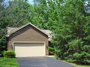 2420 Emerald Lake Dr, East Lansing, MI 48823