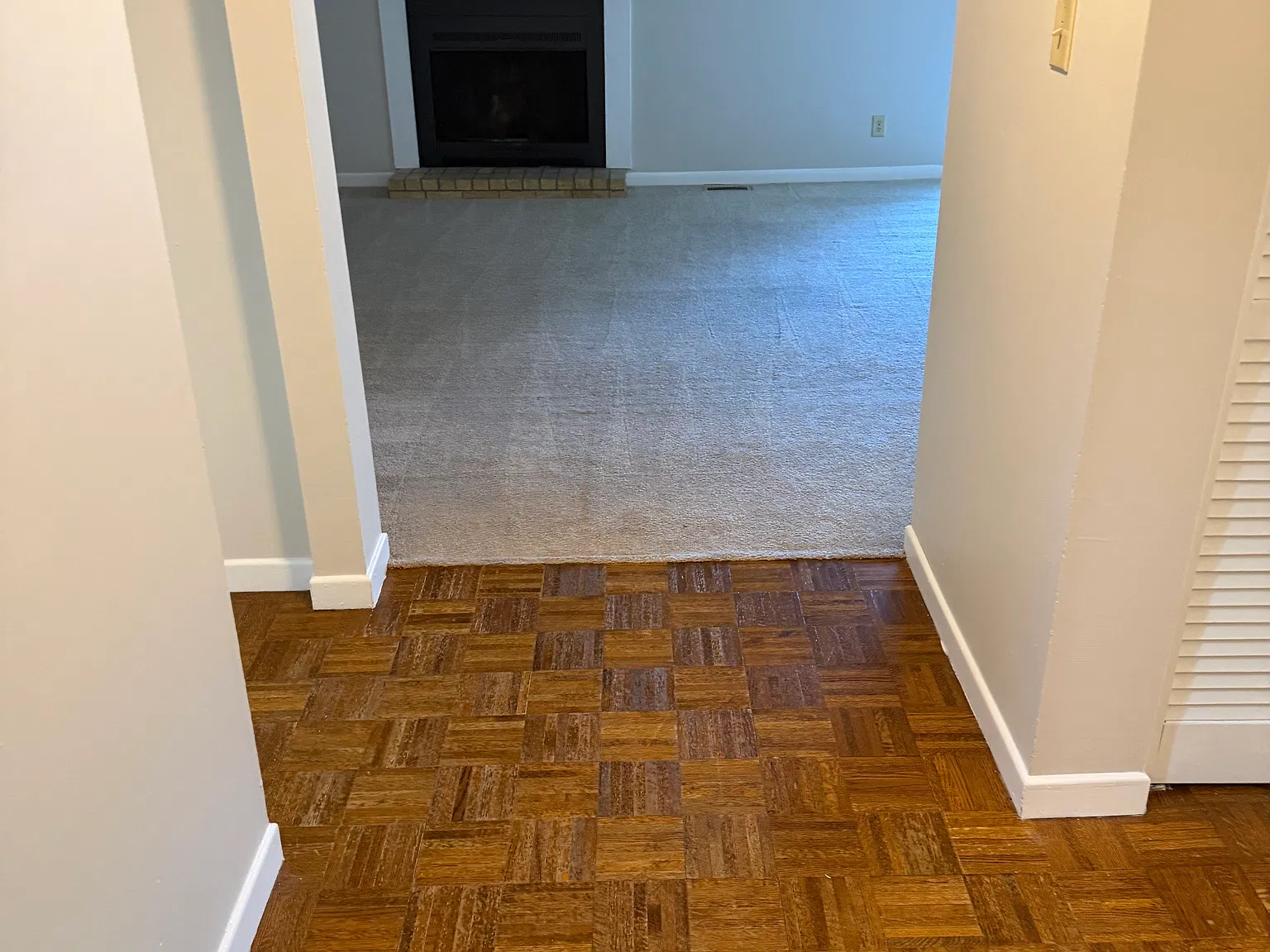 8705 Olde Colony Trl — Photo 2