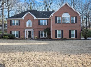 200 Falcon Creek Dr, Suwanee, GA 30024