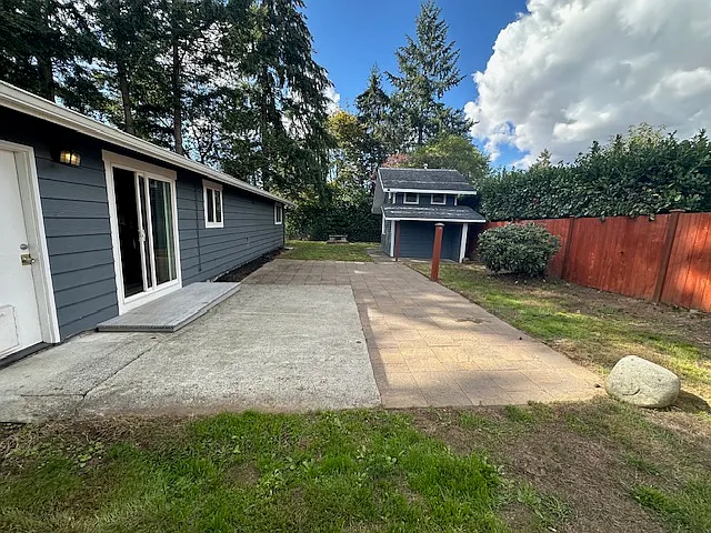 10208 SE 205th St — Photo 19