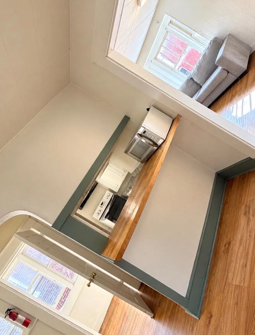 2 bed, 1.0 bath, 1920 sqft, $1,400 — Photo 2