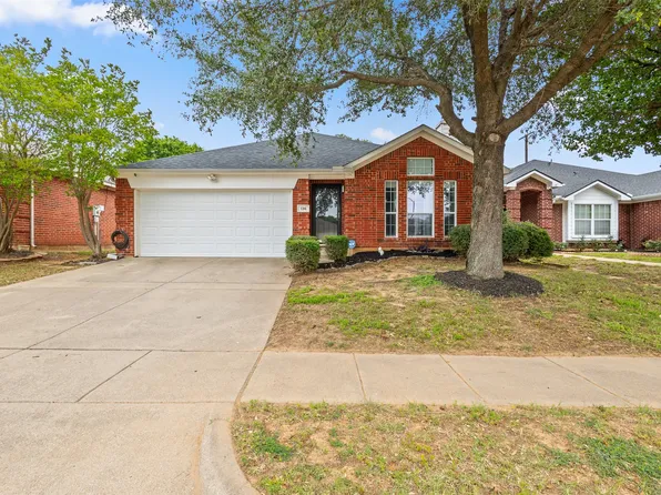136 Goldeneye Ln, Fort Worth, TX 76120