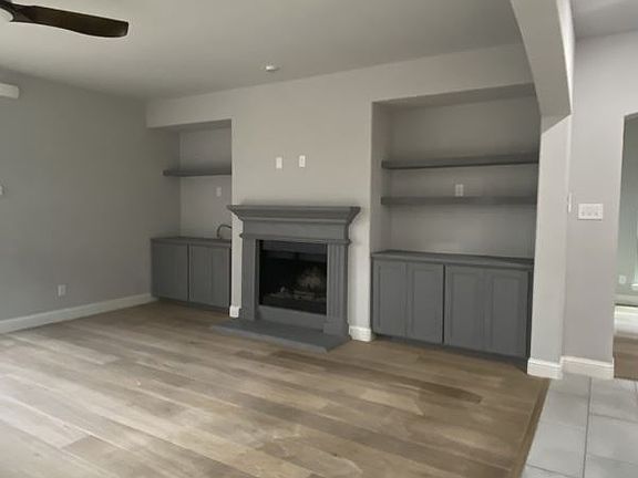 3rd image of 1151 Montgomery Way