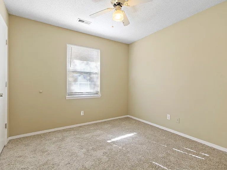 7381 E Suncrest Ct — Photo 23