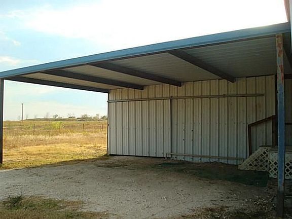 4th image of 500 County Road 207