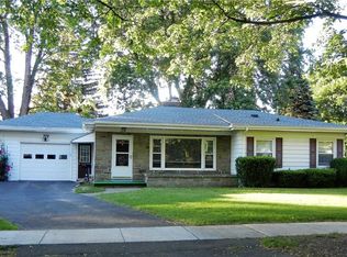 714 Laurelton Rd, Rochester, NY 14609
