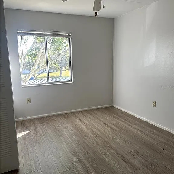 112 Cypress Ct #112 — Photo 7