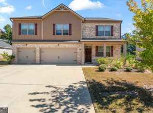 8069 Louis Dr, Locust Grove, GA 30248