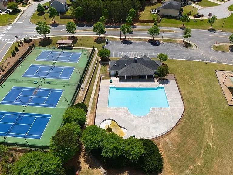 173 Parkmont Ct — Photo 40