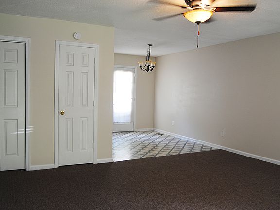 3rd image of 723 A St